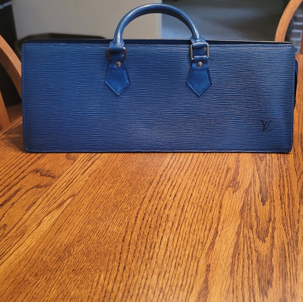 Louis Vuitton Toledo Cobalt Blue Epi Leather Sac Triangle Bag Purse Handbag